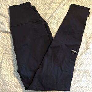 **LIKE NEW** Alo Yoga 7/8 High Waist Airbrush Leggings